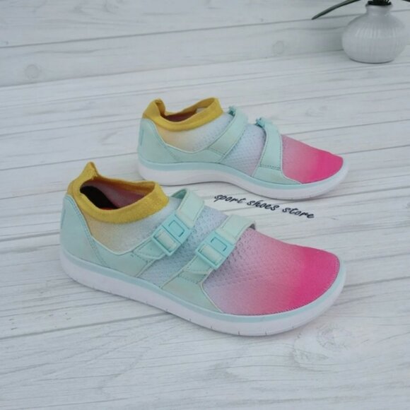 NIKE SOCKRACER FLYKNIT RAINBOW RUNNING SNEAKERS - Picture 5 of 7